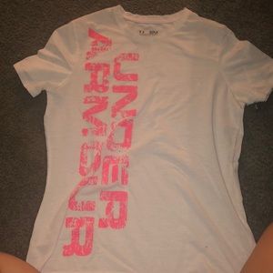 Under armor tee shirt